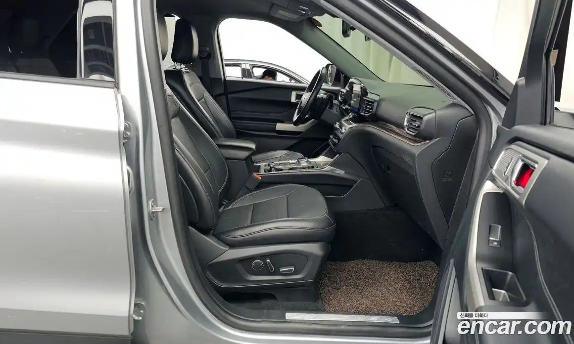 Ford Explorer 2020 2.3 Автомат в Москве № 170937, фото 9