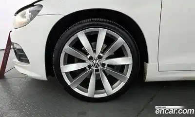 Volkswagen Scirocco 2012 2.0 Автомат в Москве № 173564, миниатюра 9