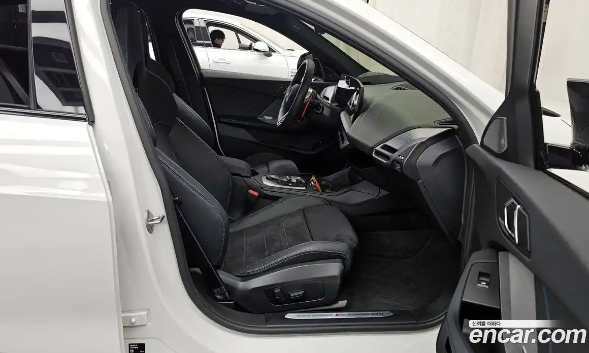 BMW 1-Series 2025 2.0 Автомат в Москве № 187017, фото 5