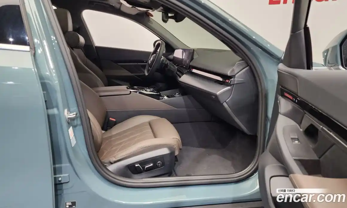 BMW 5-Series 2024 2.0 Автомат в Москве № 187848, фото 13