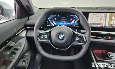 BMW 5-Series 2024 2.0 Автомат в Москве № 187848, миниатюра 2