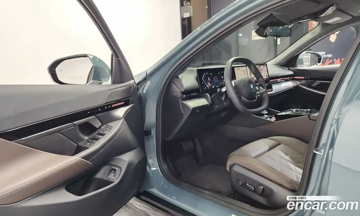 BMW 5-Series 2024 2.0 Автомат в Москве № 187848, фото 4