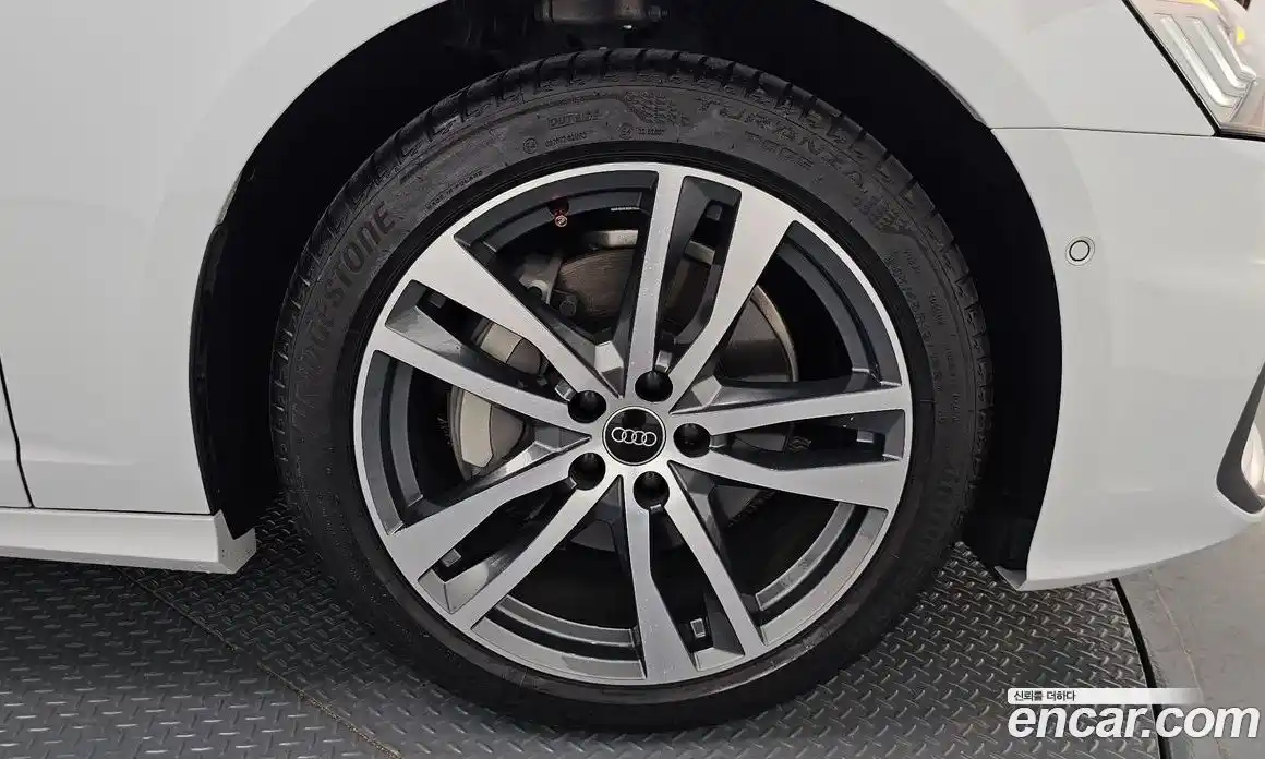 Audi A6 2023 2.0 Автомат в Москве № 187945, фото 18