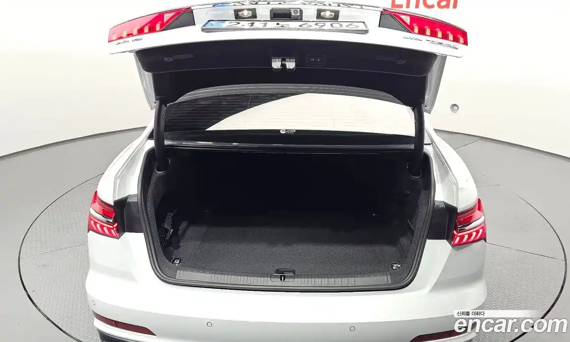 Audi A6 2023 2.0 Автомат в Москве № 187945, фото 10