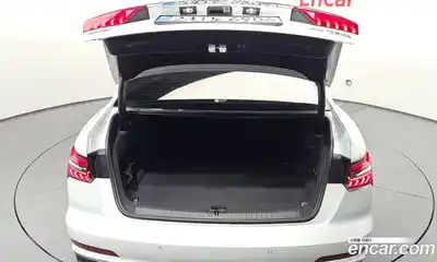 Audi A6 2023 2.0 Автомат в Москве № 187945, миниатюра 10