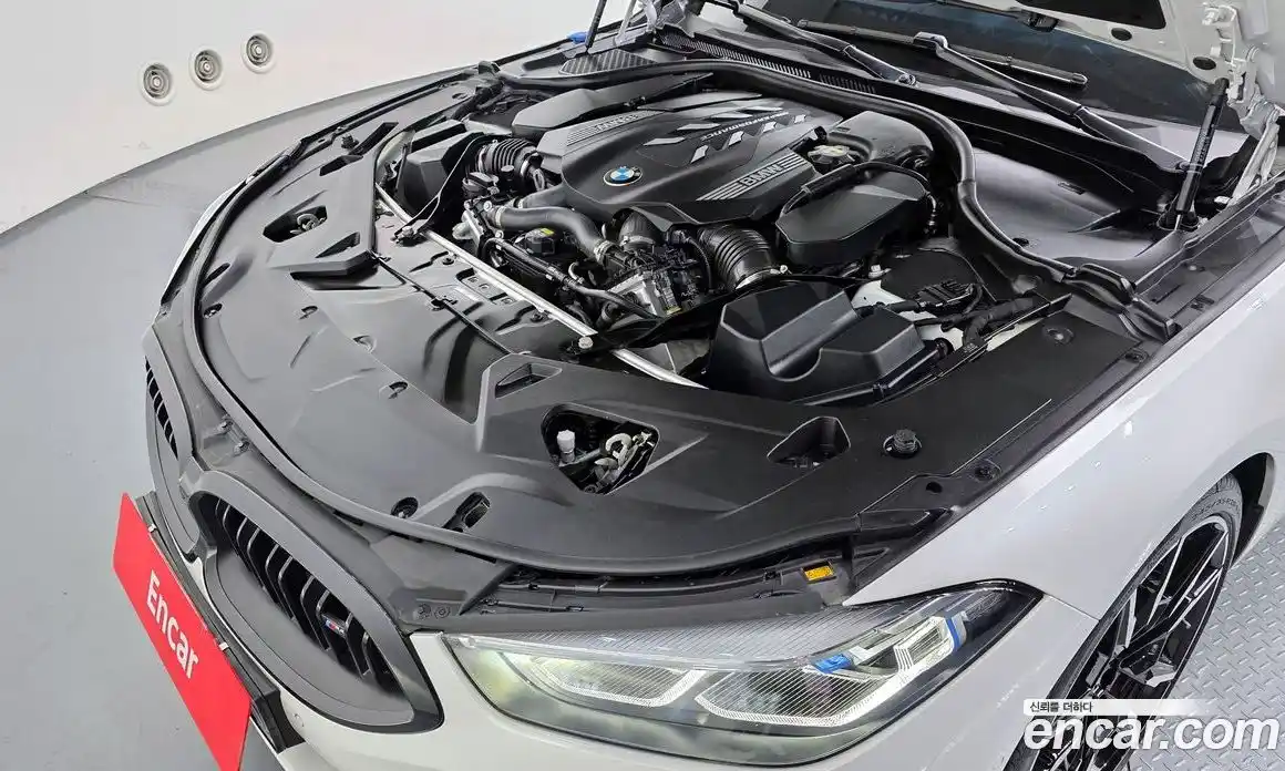 BMW 8-Series 2023 4.4 Автомат в Москве № 188522, фото 3