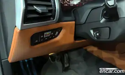 BMW 8-Series 2023 4.4 Автомат в Москве № 188522, миниатюра 4