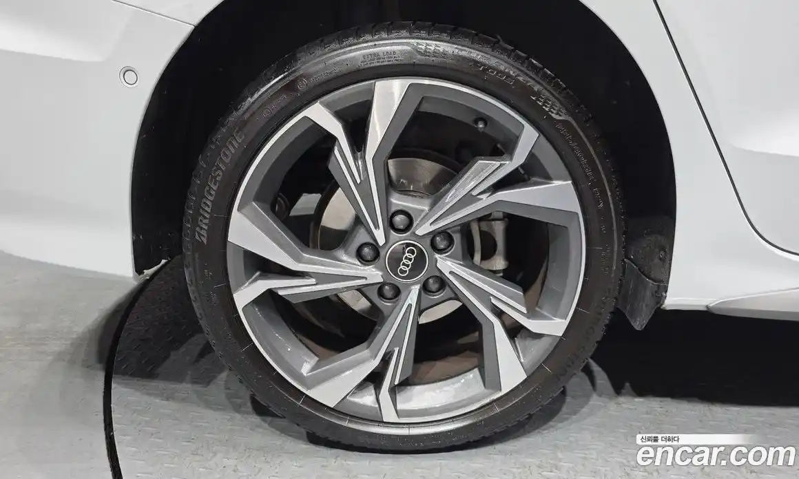 Audi A3 2022 2.0 Автомат в Москве № 189806, фото 16