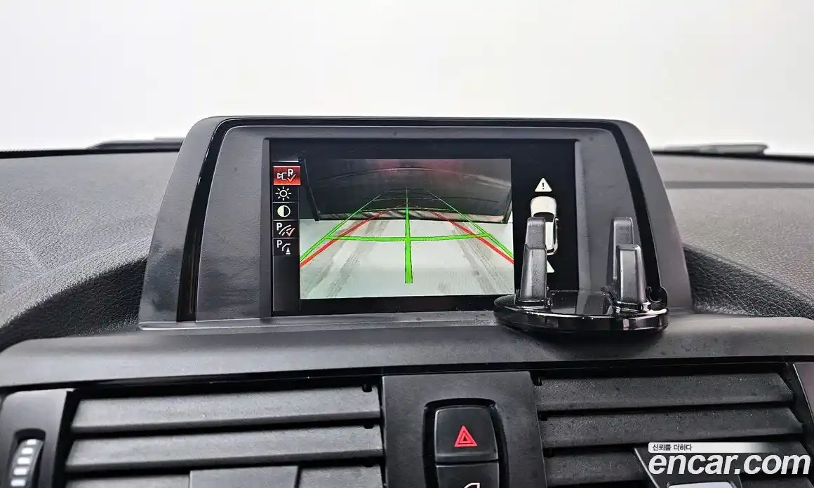 BMW 1-Series 2015 2.0 Автомат в Москве № 191469, фото 15