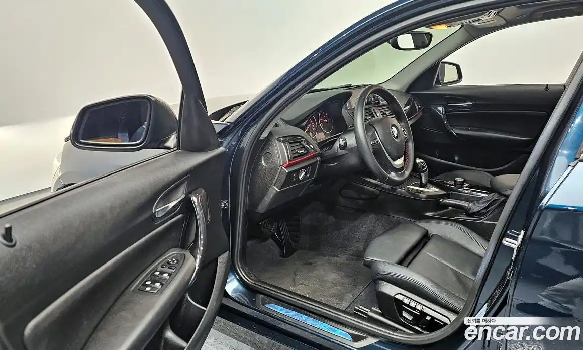 BMW 1-Series 2015 2.0 Автомат в Москве № 191469, фото 18