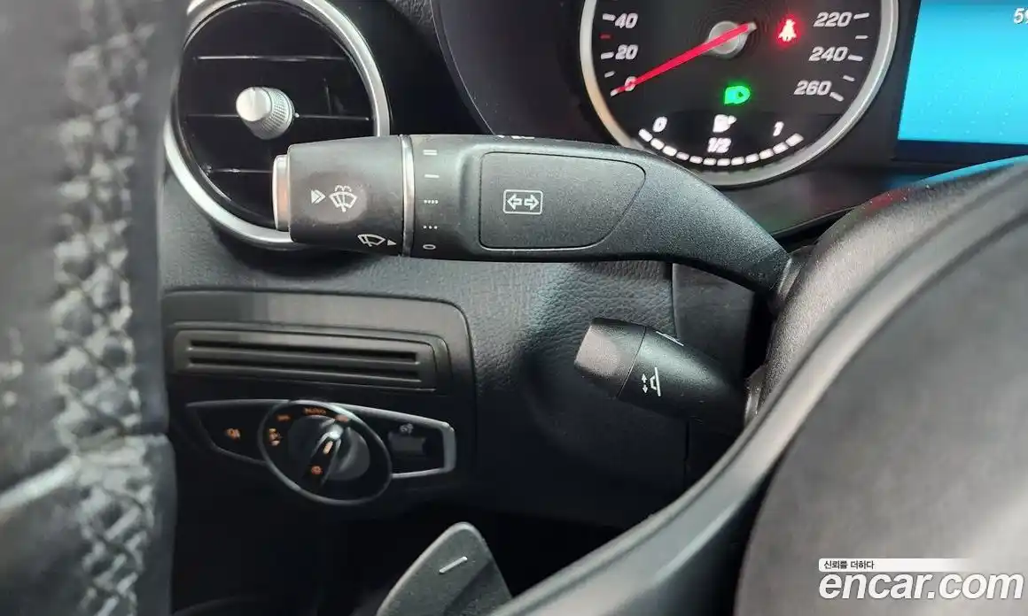 Mercedes-Benz C-Class 2019 2.0 Автомат в Москве № 194089, фото 4