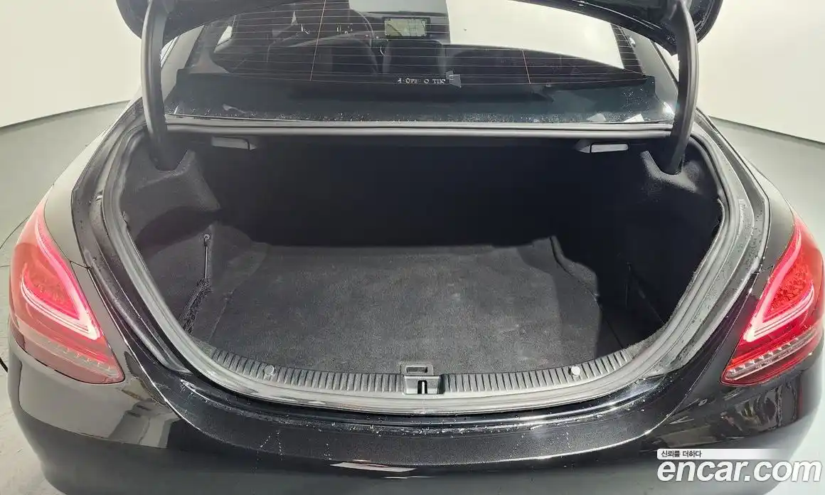 Mercedes-Benz C-Class 2019 2.0 Автомат в Москве № 194089, фото 10