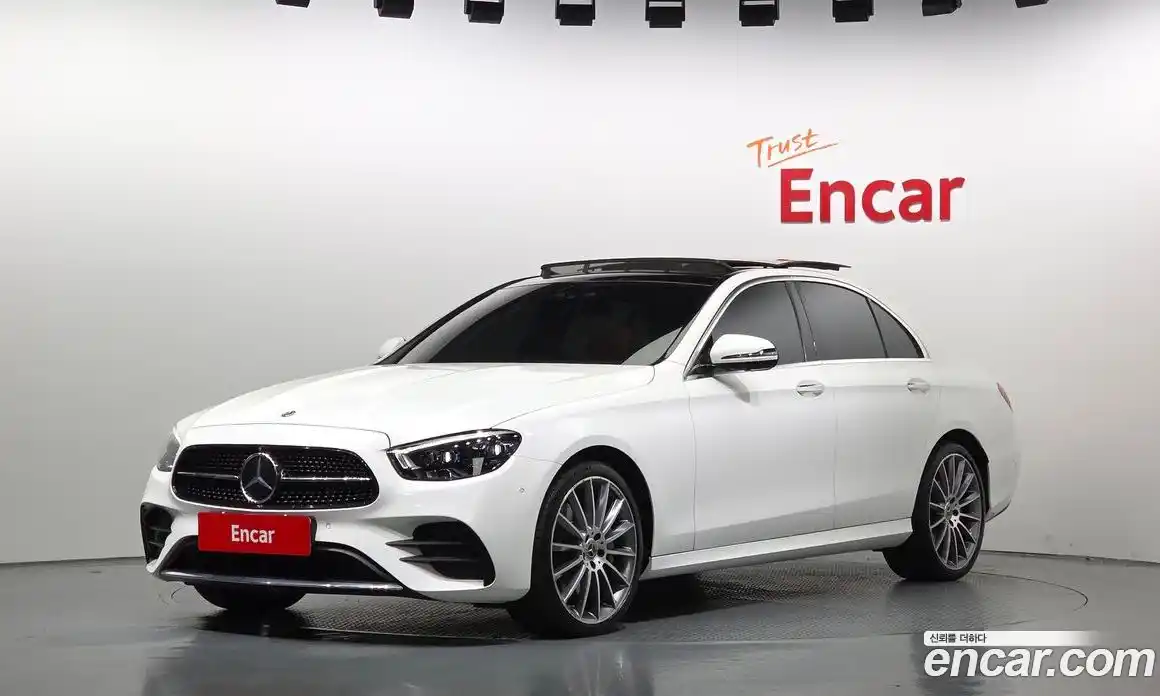 Mercedes-Benz E-Class 2021 2.0 Автомат в Москве № 194505, фото 15