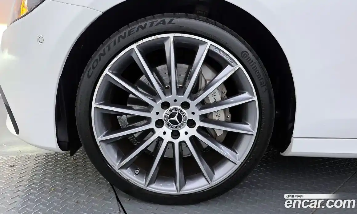 Mercedes-Benz E-Class 2021 2.0 Автомат в Москве № 194505, фото 9