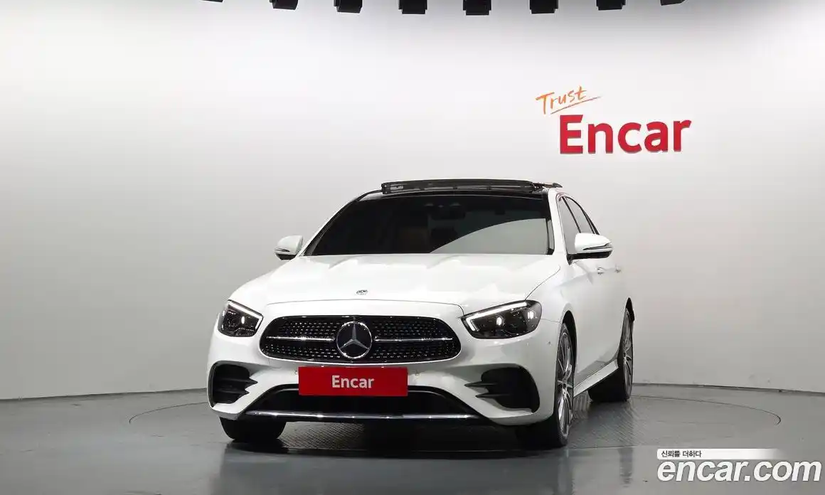 Mercedes-Benz E-Class 2021 2.0 Автомат в Москве № 194505, фото 10