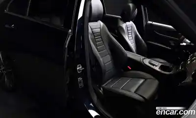 Mercedes-Benz E-Class 2021 2.0 Автомат в Москве № 194587, миниатюра 3