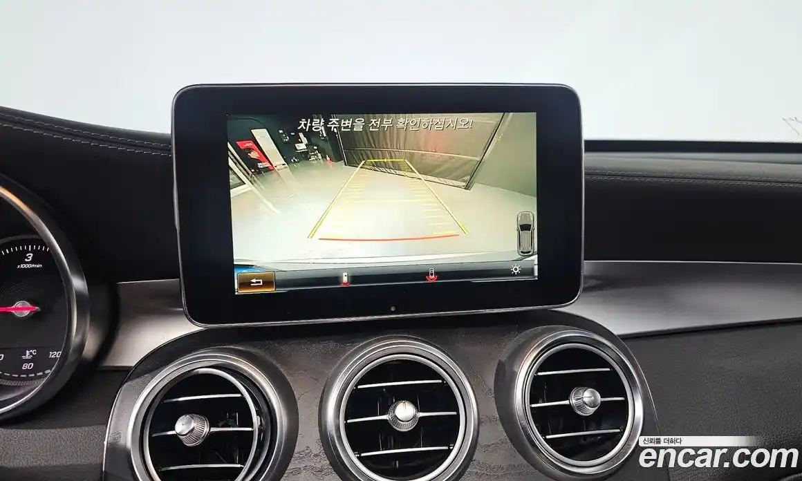 Mercedes-Benz GLC-Class 2018 2.1 Автомат в Москве № 195080, фото 18