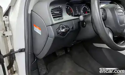 Audi A4 2010 2.0 Автомат в Москве № 196397, миниатюра 11