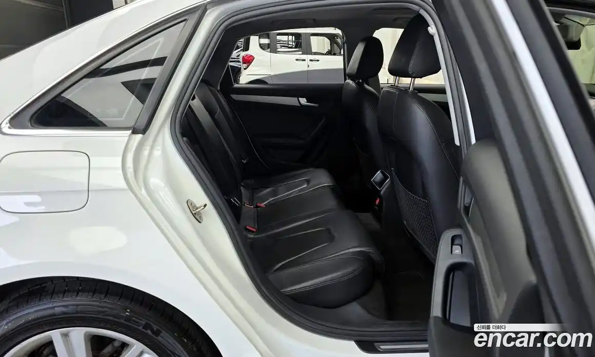 Audi A4 2010 2.0 Автомат в Москве № 196397, фото 17