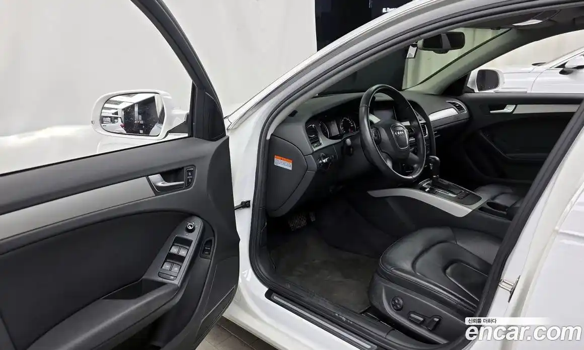 Audi A4 2010 2.0 Автомат в Москве № 196397, фото 5