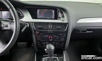 Audi A4 2010 2.0 Автомат в Москве № 196397, миниатюра 10