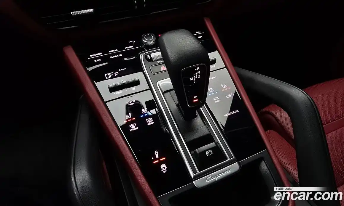 Porsche Cayenne 2022 3.0 Автомат в Москве № 197270, фото 14