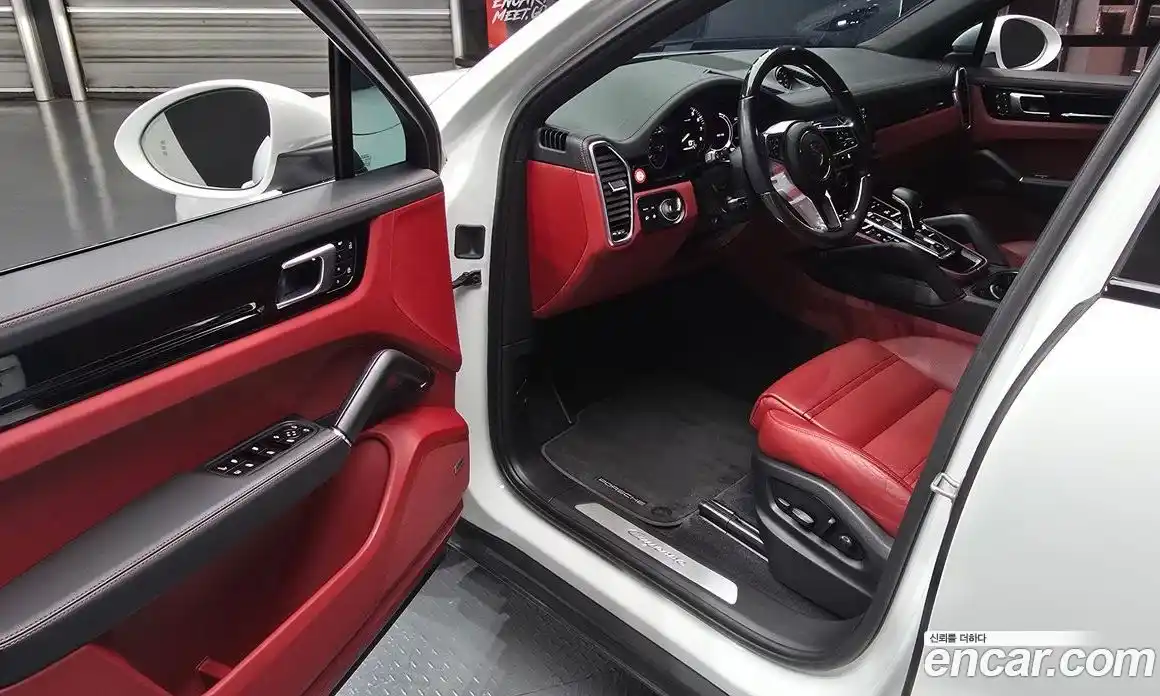 Porsche Cayenne 2022 3.0 Автомат в Москве № 197270, фото 15