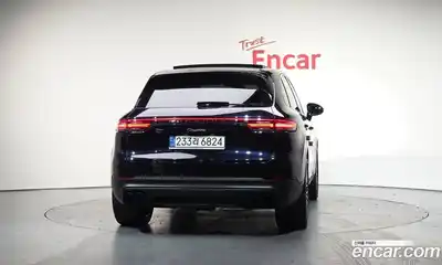 Porsche Cayenne, 2023