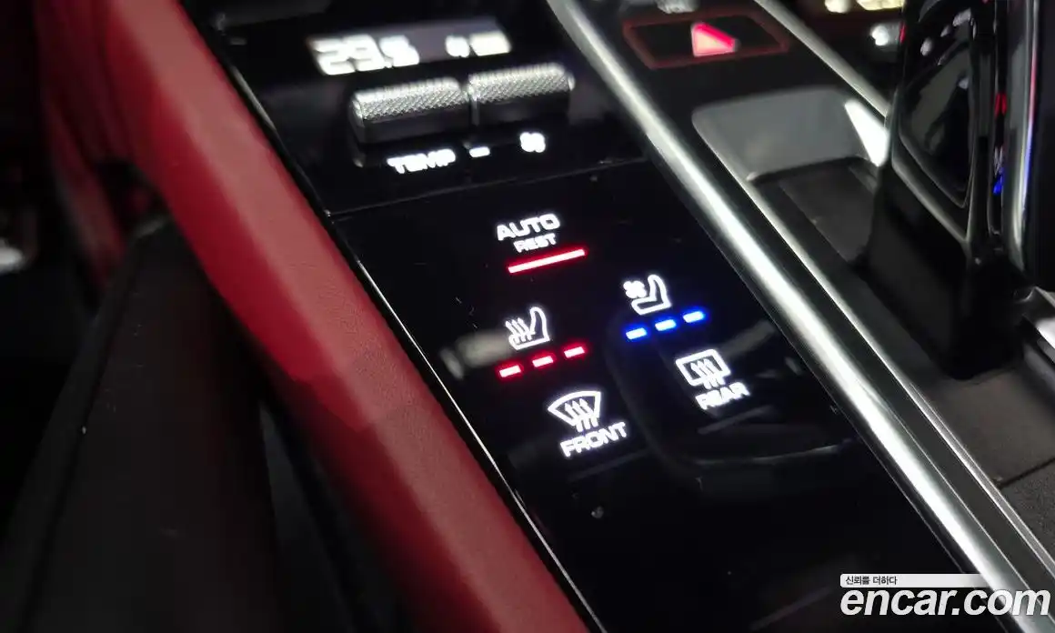 Porsche Cayenne 2023 3.0 Автомат в Москве № 197443, фото 17