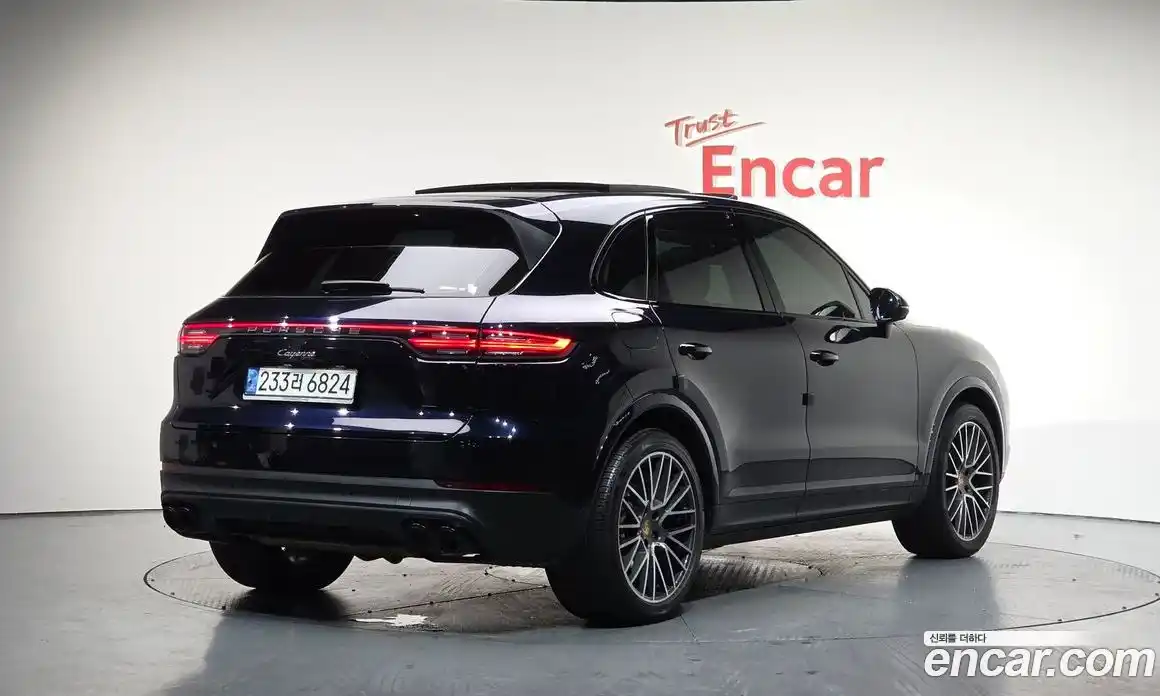 Porsche Cayenne 2023 3.0 Автомат в Москве № 197443, фото 20