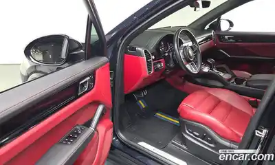 Porsche Cayenne 2023 3.0 Автомат в Москве № 197443, миниатюра 4