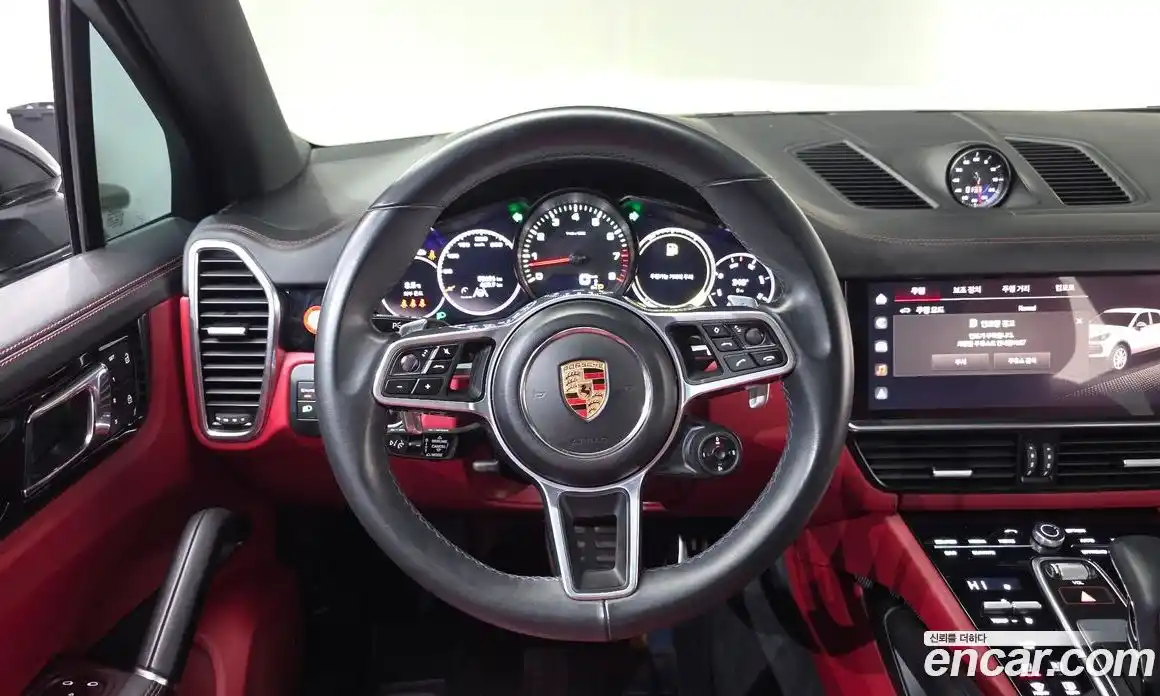 Porsche Cayenne 2023 3.0 Автомат в Москве № 197443, фото 10