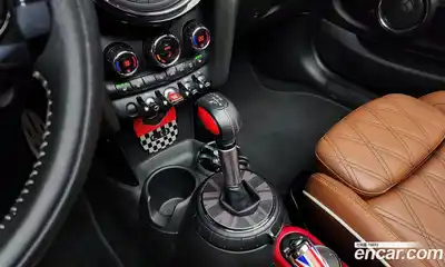 Mini Cooper Convertible 2016 2.0 Автомат в Москве № 198093, миниатюра 4