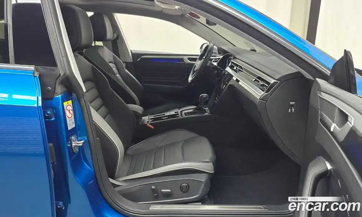 Volkswagen Arteon 2023 2.0 Автомат в Москве № 199032, фото 20