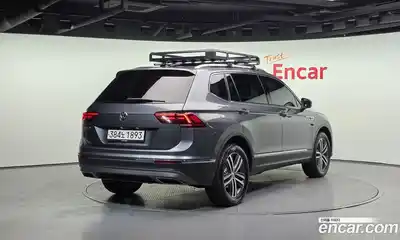Volkswagen Tiguan, 2020