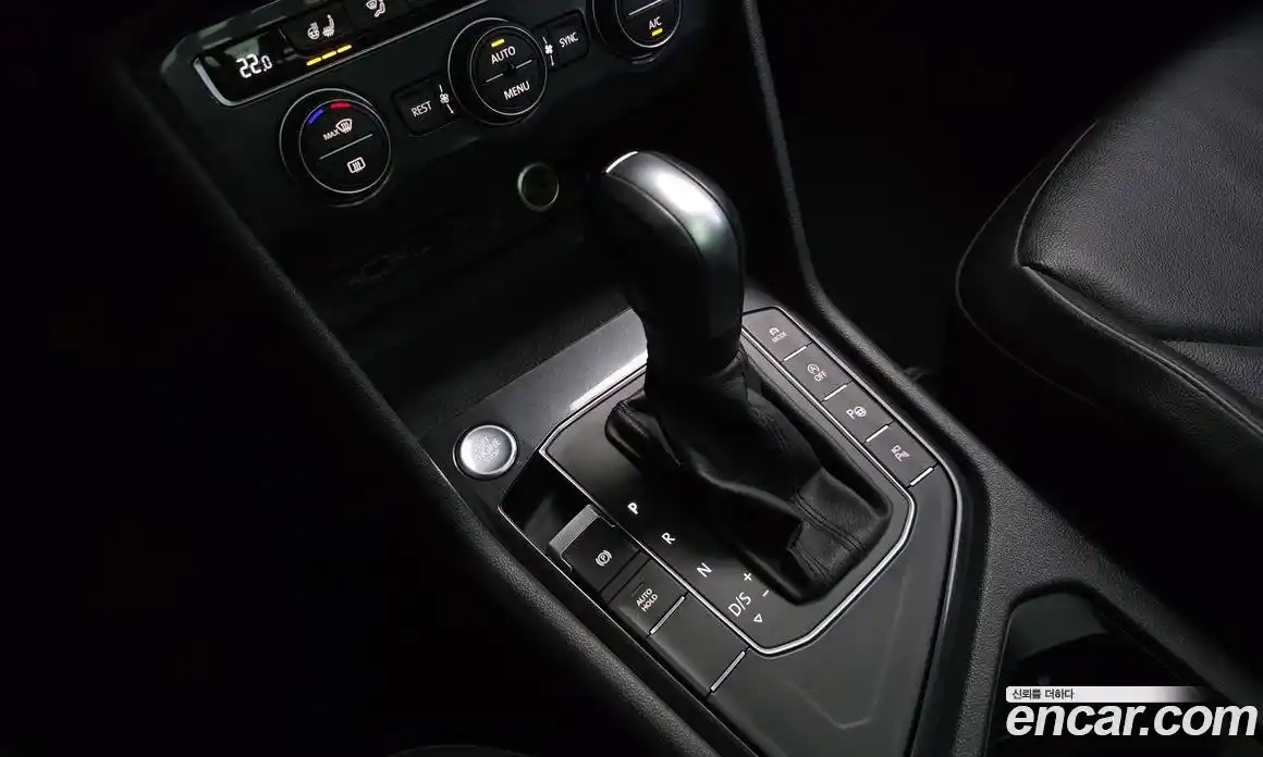 Volkswagen Tiguan 2020 2.0 Автомат в Москве № 199146, фото 5