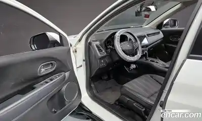 Honda HR-V 2016 1.8 Автомат в Москве № 209786, миниатюра 3