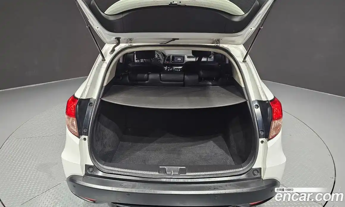 Honda HR-V 2016 1.8 Автомат в Москве № 209786, фото 7