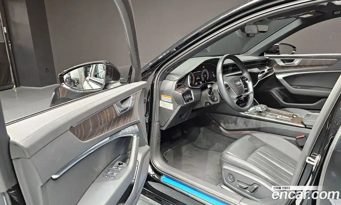 Audi A6 2021 2.0 Автомат в Москве № 212356, фото 17