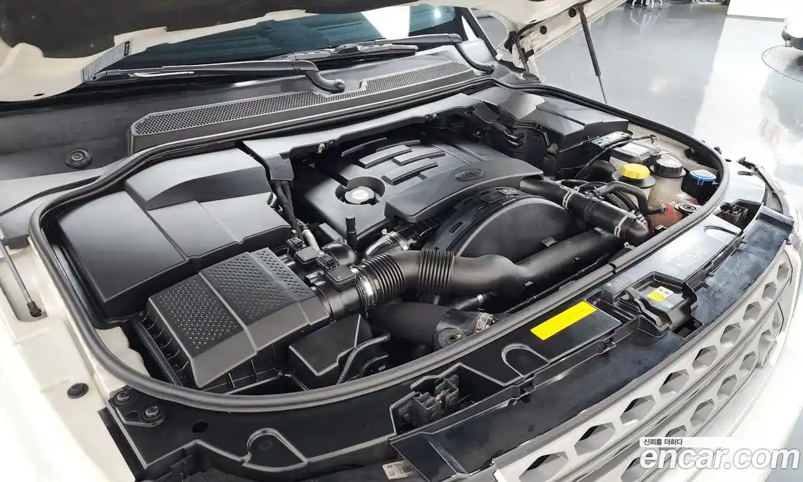 Land Rover Discovery 2016 3.0 Автомат в Москве № 213534, фото 16