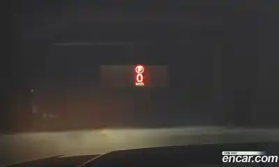 Land Rover Range-Rover Sport 2017 5.0 Автомат в Москве № 213550, миниатюра 7