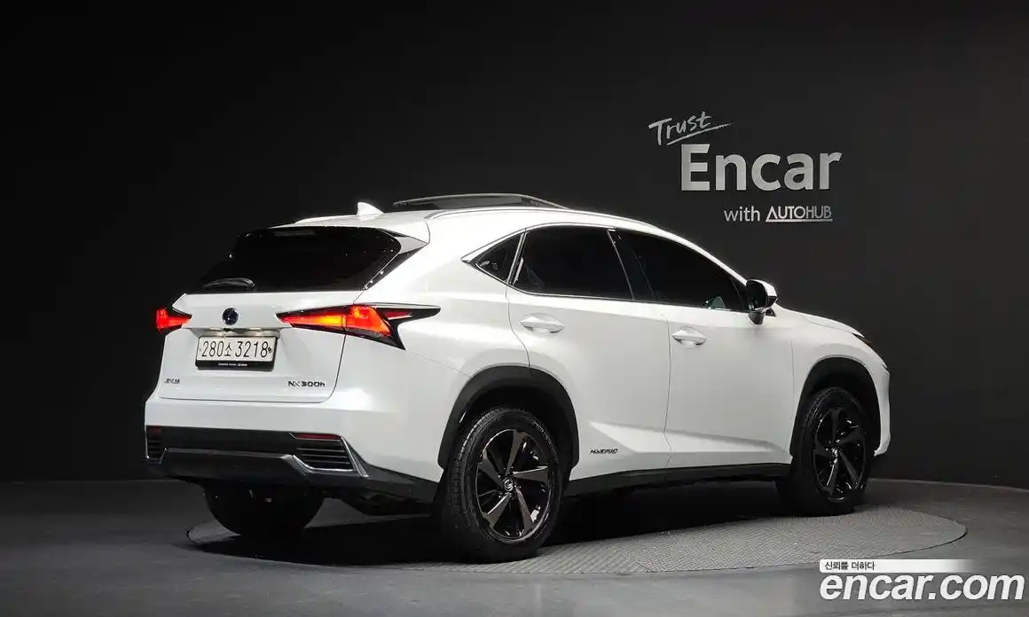 Lexus NX 2021 2.5 Автомат в Москве № 214617, фото 14