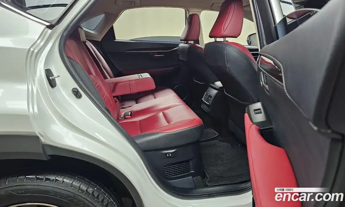 Lexus NX 2021 2.5 Автомат в Москве № 214617, фото 6