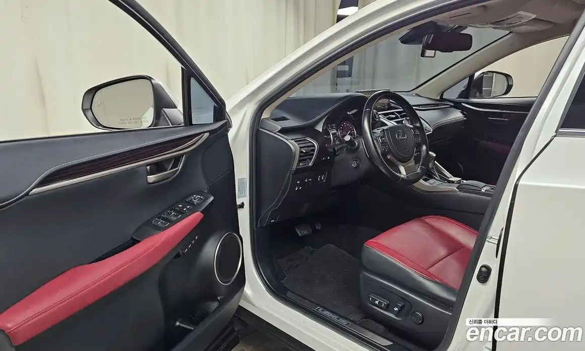 Lexus NX 2021 2.5 Автомат в Москве № 214617, фото 9