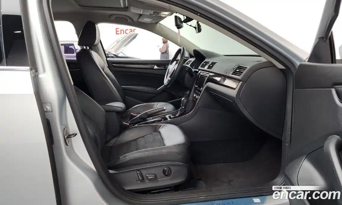 Volkswagen Passat 2014 2.0 Автомат в Москве № 215213, фото 12