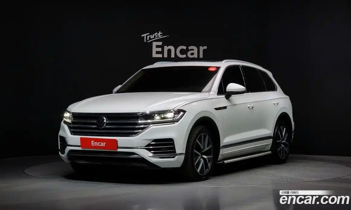 Volkswagen Touareg 2021 3.0 Автомат в Москве № 215223, фото 17