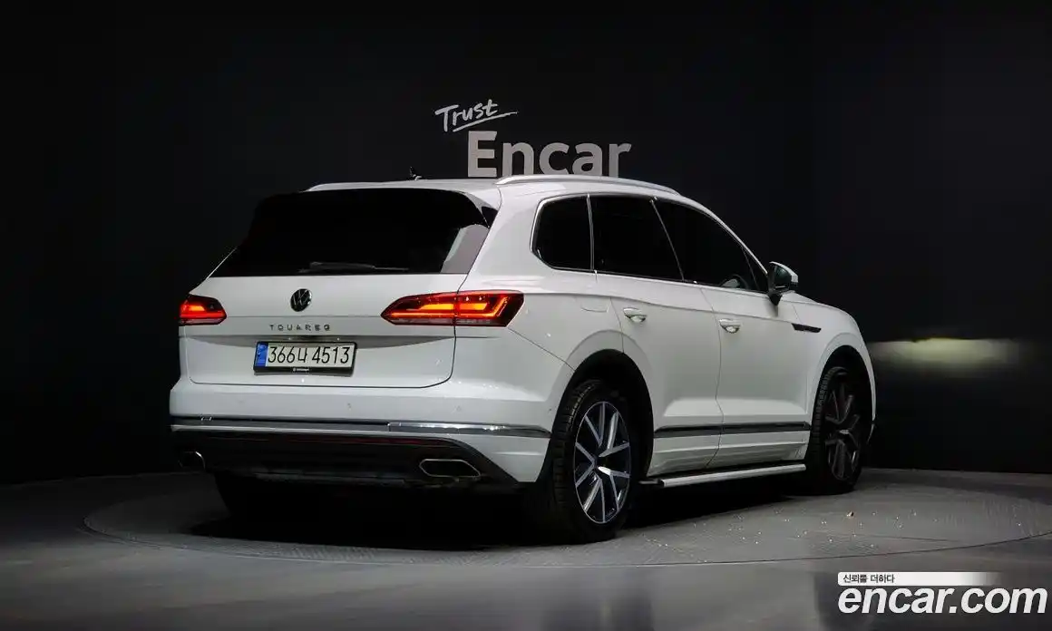 Volkswagen Touareg 2021 3.0 Автомат в Москве № 215223, фото 18