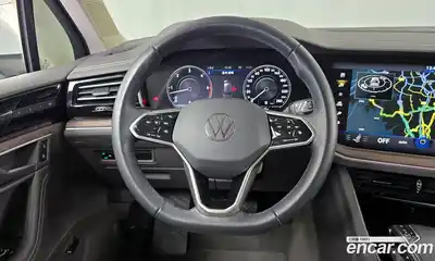 Volkswagen Touareg 2021 3.0 Автомат в Москве № 215223, миниатюра 5