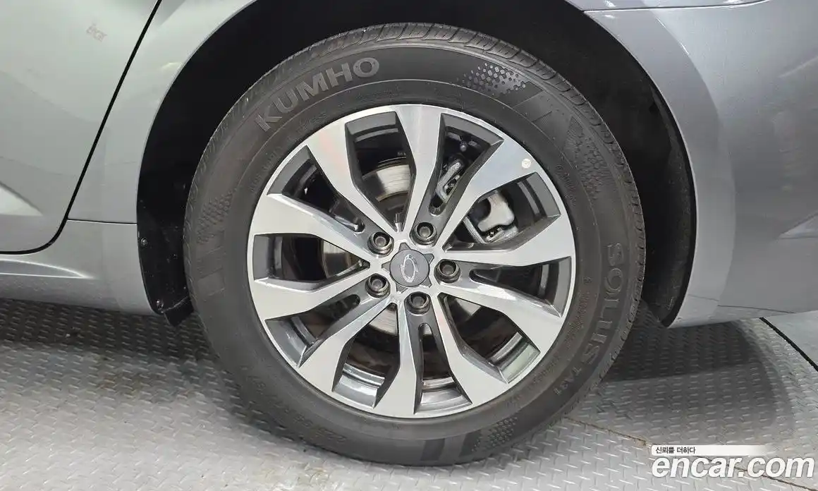 Renault SM6 2024 1.3 Автомат в Москве № 220697, фото 1