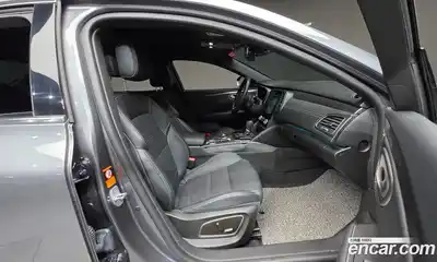 Renault SM6 2024 1.3 Автомат в Москве № 220697, миниатюра 9